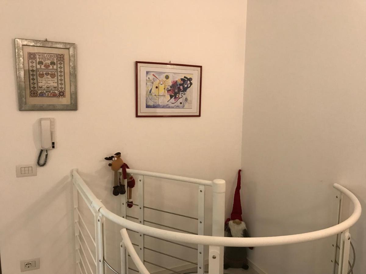 Casa Mary Due - Trilocale Con Giardino Privato A Due Passi Dal Lago سيرمِيوني المظهر الخارجي الصورة