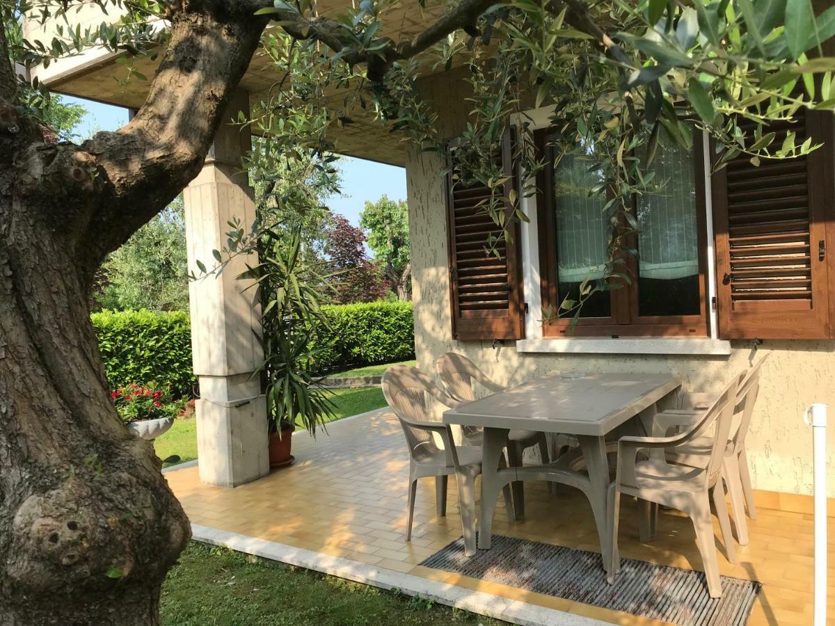 Casa Mary Due - Trilocale Con Giardino Privato A Due Passi Dal Lago سيرمِيوني المظهر الخارجي الصورة